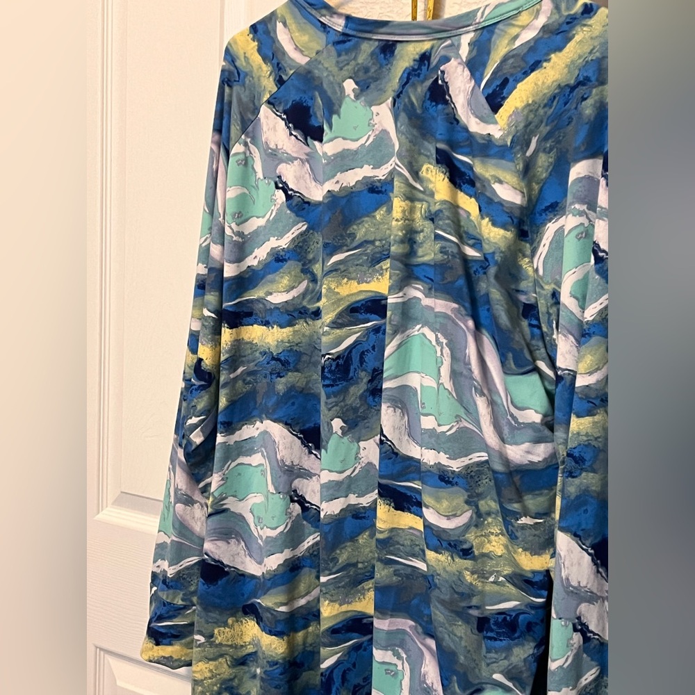 Jones New York Long Sleeve Top in Blue, Aqua, Yellow, White